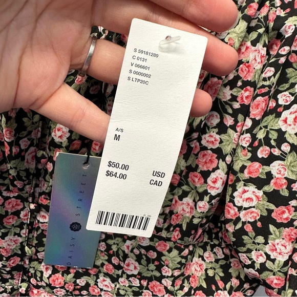 Urban Outfitters Daisy Street Puff Sleeve Floral Jumpsuit - Picture 10 of 16